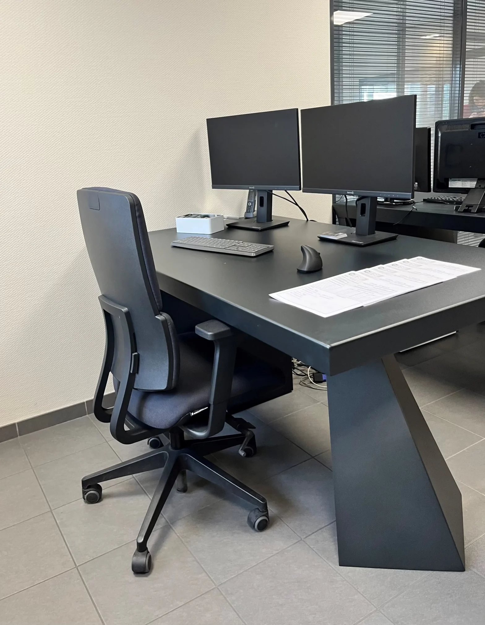 Bureau design